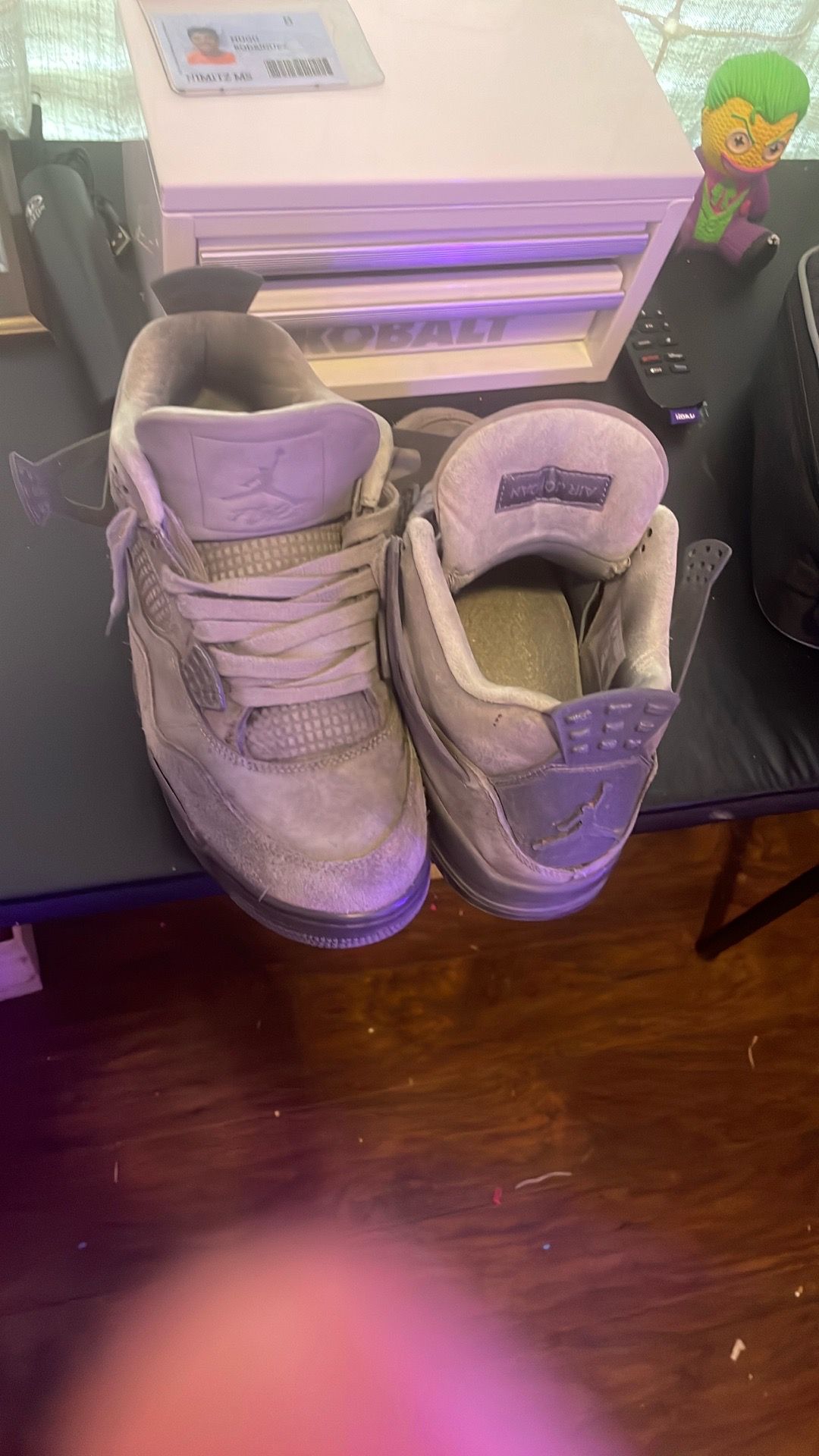 Jorden 4 wet cement size 9