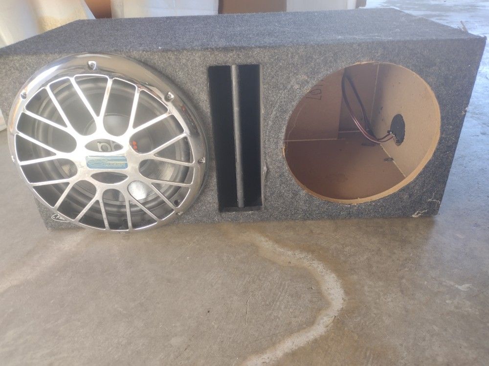 Car Speaker Box