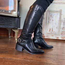 Forever 21 Mid-Length Black Boots Sz. 7