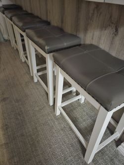 Cambridge Bar Stools