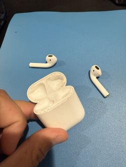 Used Airpods 1st gen