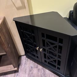 Cabinets And End Tables