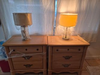 Matching Pair of Wood Nightstands with Lamps