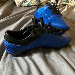 Soccer cleats