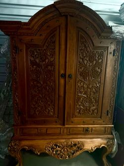 Rustic environment center/ wardrobe