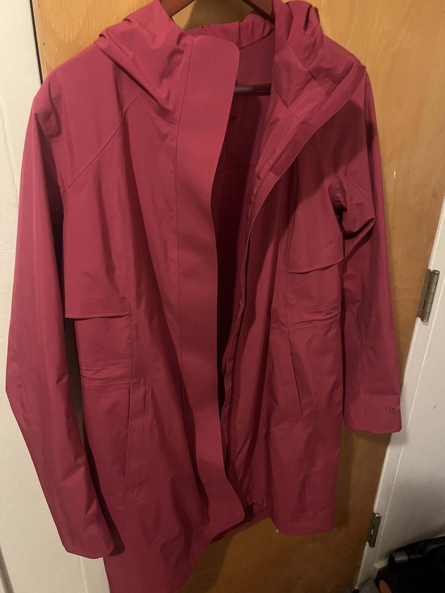 Lulu Lemon Rain Rebel Jacket