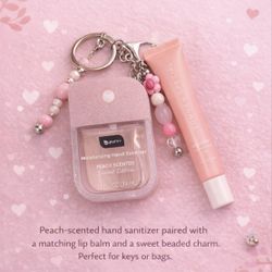 🍑 Peachy Glow Keychain Set