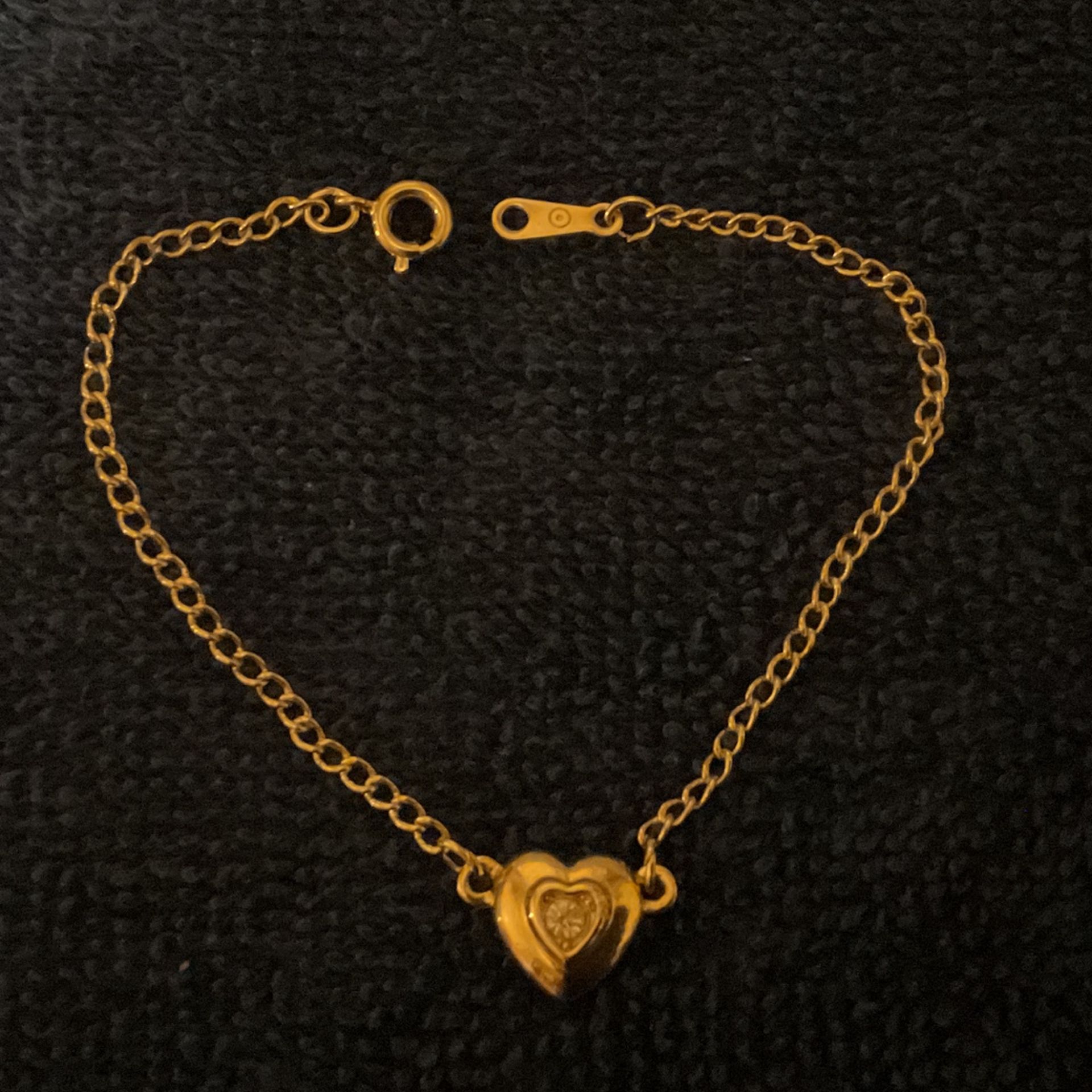 6.5” Goldtone Bracelet With Heart Charm