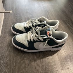 Nike Dunk Low - Green & White - Men’s Size 8.5