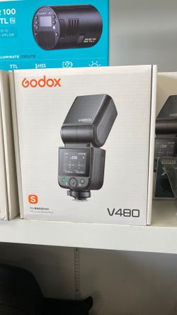 Godox V480 On Camera Flash