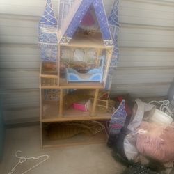 5 Ft Tall Doll House $10