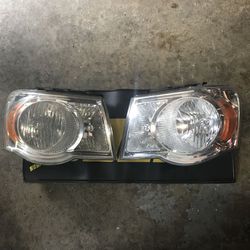 Chrysler Aspen OEM headlights