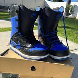 NIKE SNOWBOARD BOOTS 10.5, $100.
