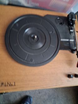 SALE PRICED RECORD PLAYER TESTED WORKS GREAT