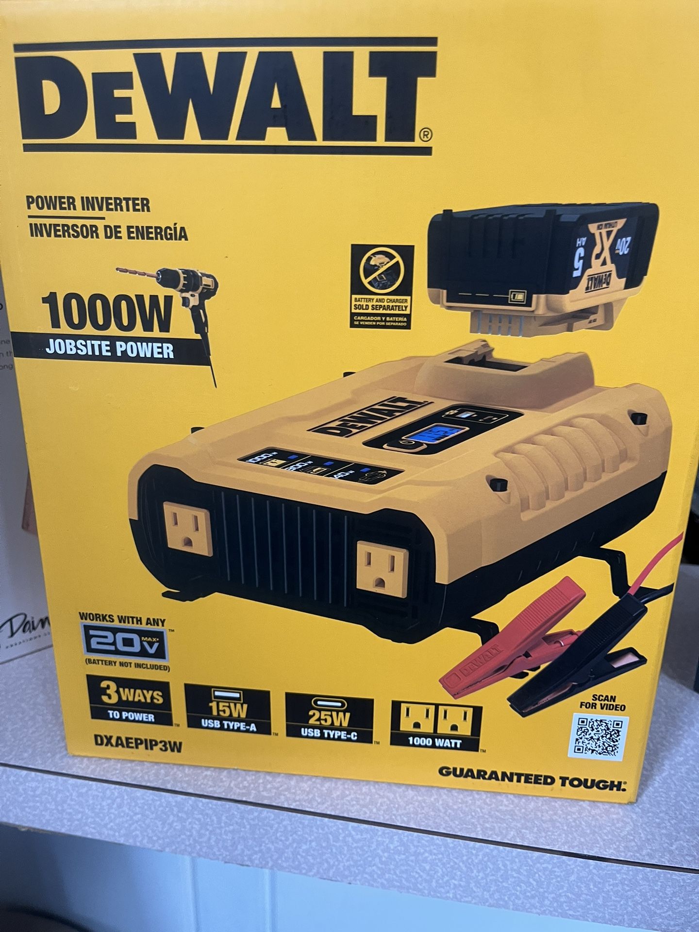 Dewalt 1600 Peak Amp Jump Starter