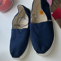 Women’s Shoes 