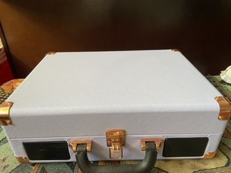 VICTROLA Man made Material Bluetooth Turnable 