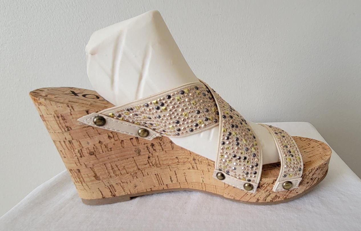 XOXO Women's Belicia Stud Wedge Sandals, Size 8