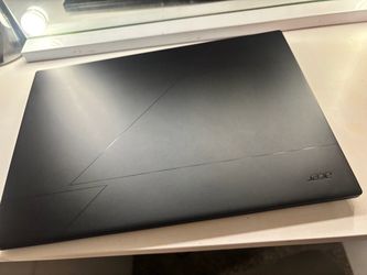 Acer Swift Go 16 Laptop