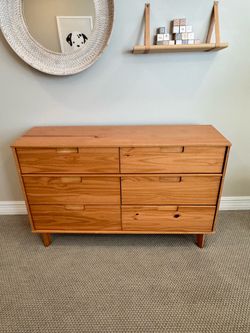 6 Drawer Wooden Dresser