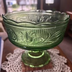 EMERALD GREEN Glass CANDY Dish 5-1/2” High