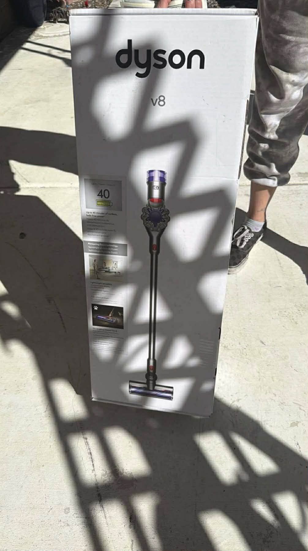 v8 dyson vacuum