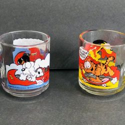 Vintage McDonalds 1978 Garfield and Odie Glass Mugs Coffee Cups Jim Davis
