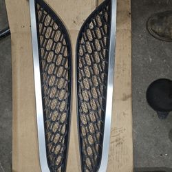 Volvo Vnl 860 Hood Vents L And R Side