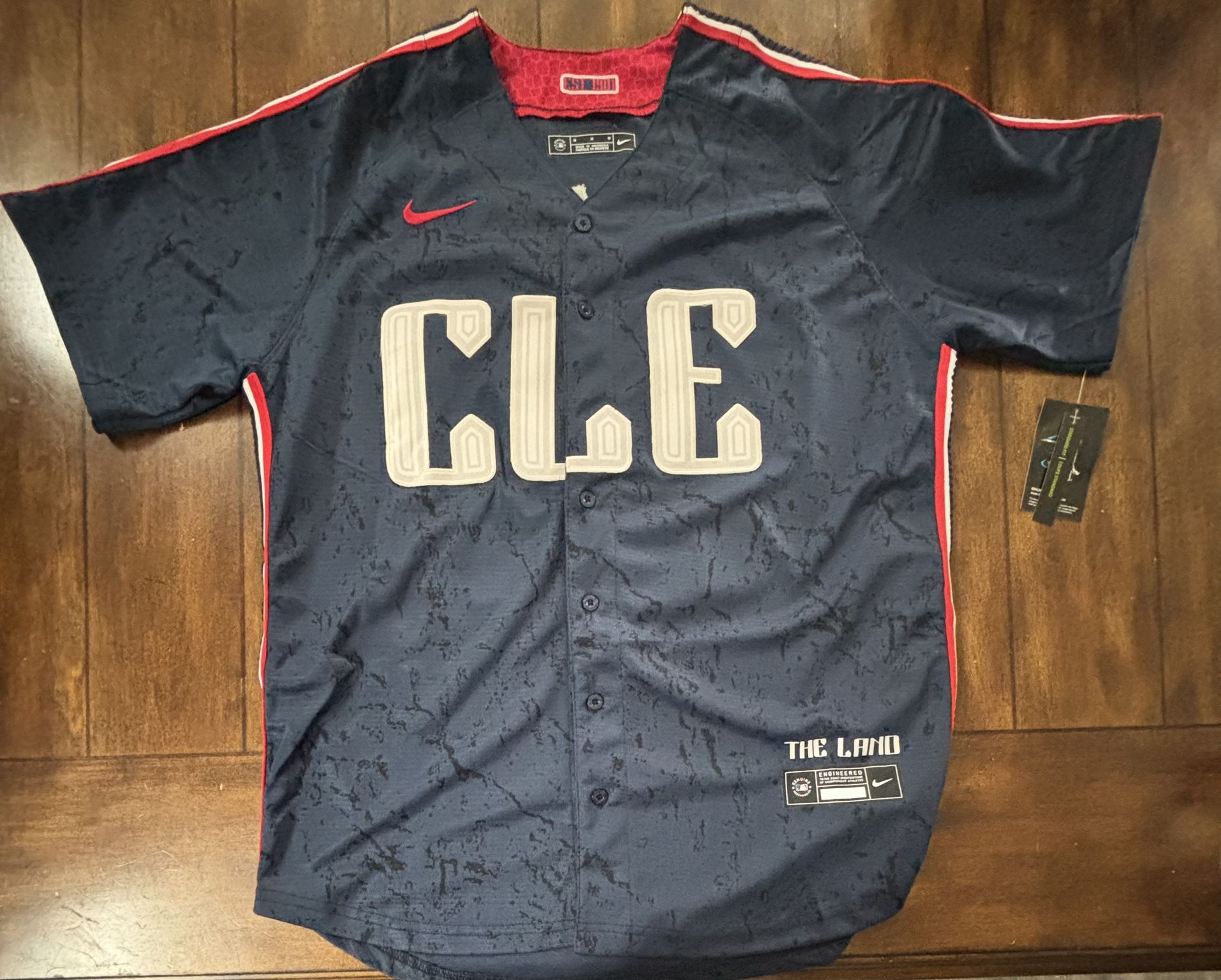 Cleveland Guardians Steven Kwan City Connect CHE Adult Medium Jersey NWT