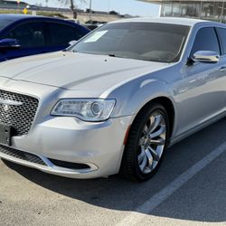 2020 Chrysler 300 Limited 