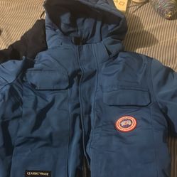 canada goose(1(contact info removed))
