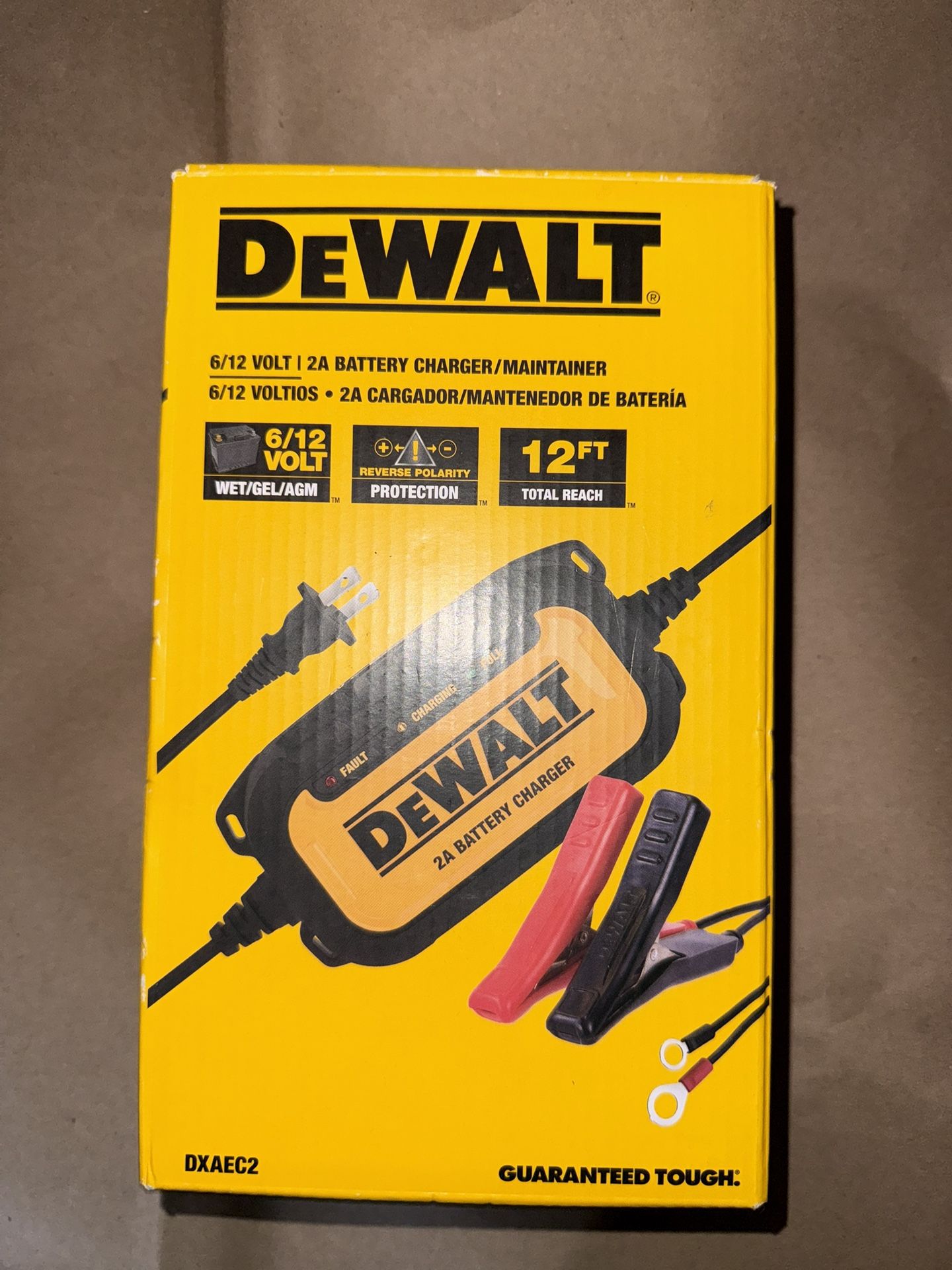 Dewalt 2A Battery Charger