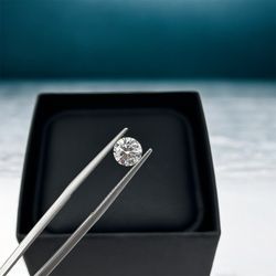 Beautiful Round Shape  Certified Diamond 