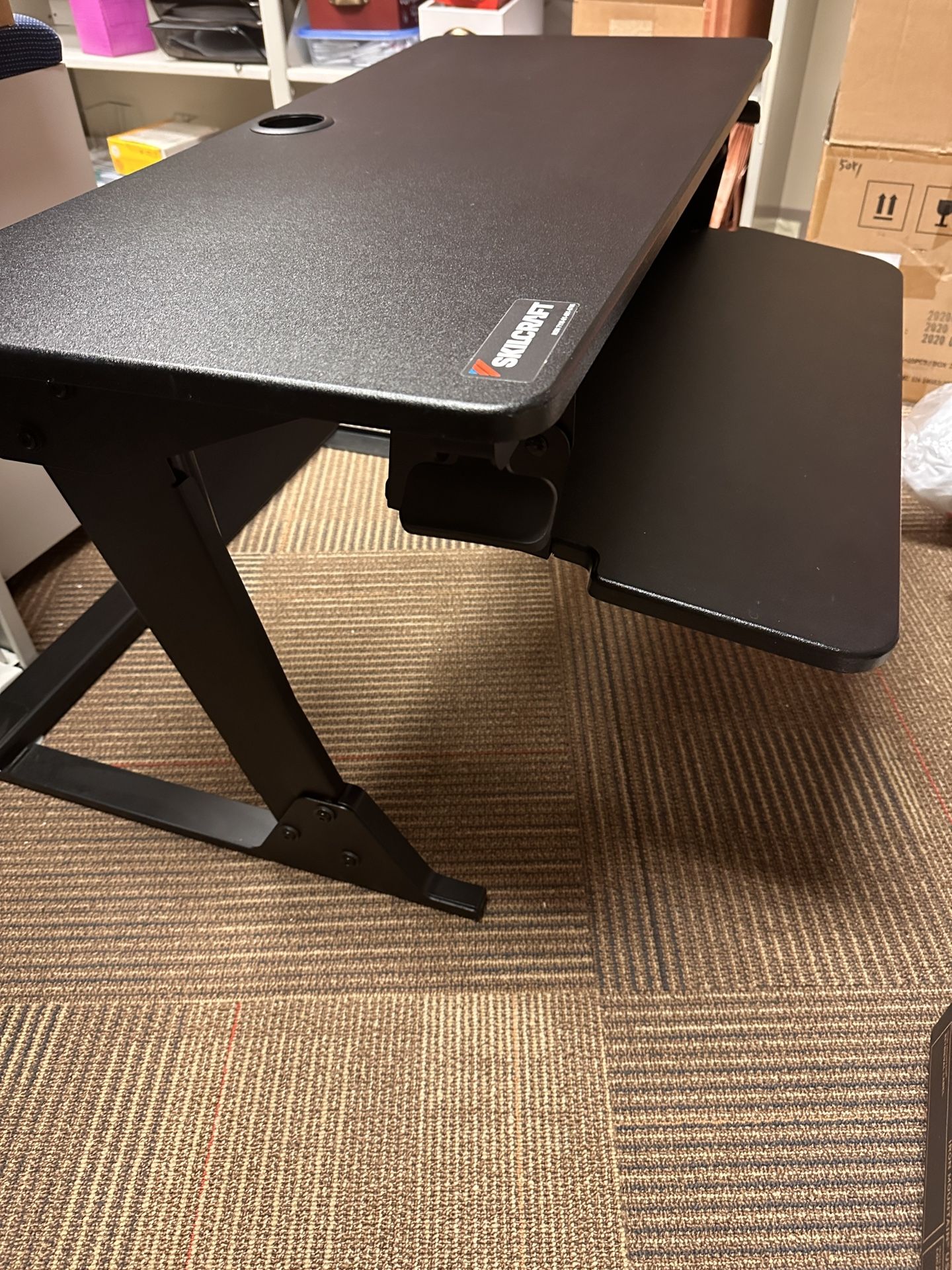 Stand Up Desk Workstation