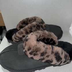 Women’s Size 11 Ugg Slippers 