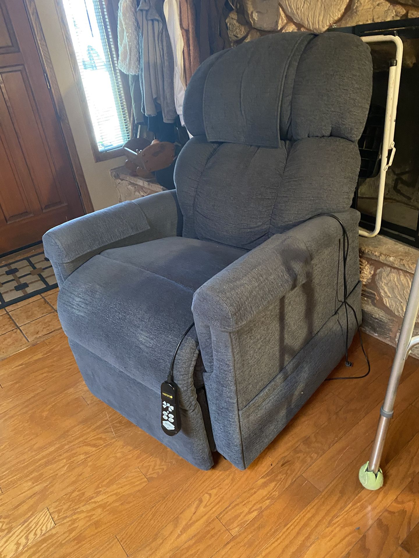 Lazy Boy Lift Chair