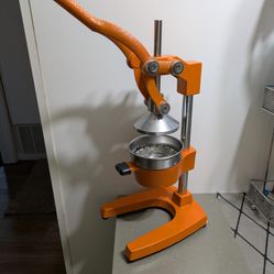 manual citrus juicer Like Now Very Clean 