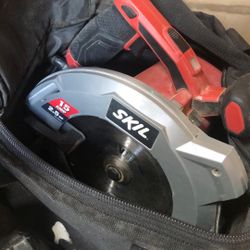 Skillsaw Used Twice. Has Laser, Too Dumb To Figure Out Why I’d Want A Laser. 