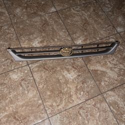 1992 to 1996 Toyota CAMRY Front Grill