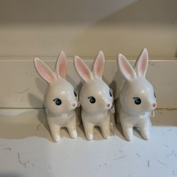 Ceramic Bunny’s Sitting