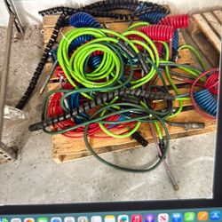 Semi-truck Tractor-tractor Connection Lines