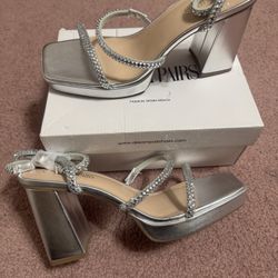 New Size 11 Silver Metallic Rhinestone Shoes High Heels 