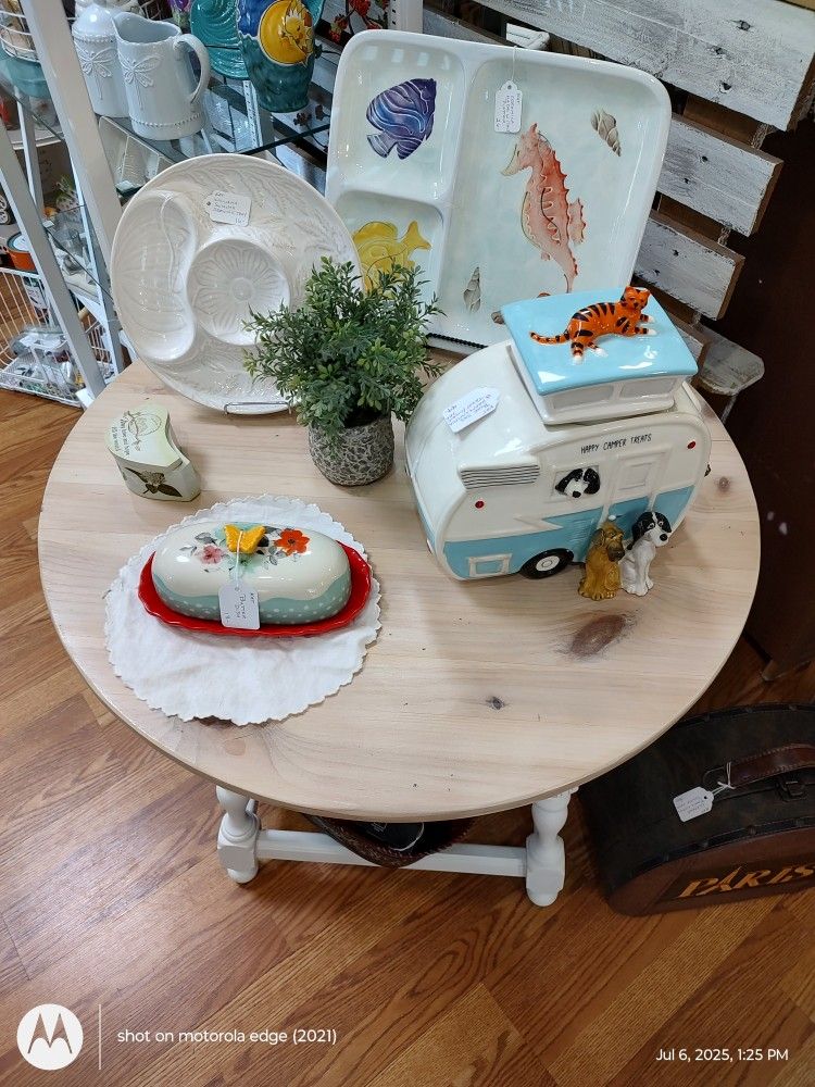 Vintage Ethan Allen Side Table
