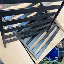 12 Pack Black Metal Frames