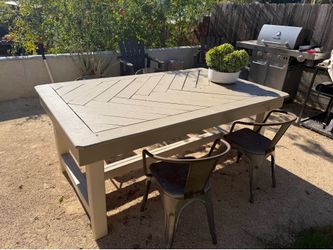 Outdoor Dining Table