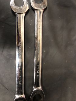 Gearwrench and husky wrench ratchet 1-1/4 inchs