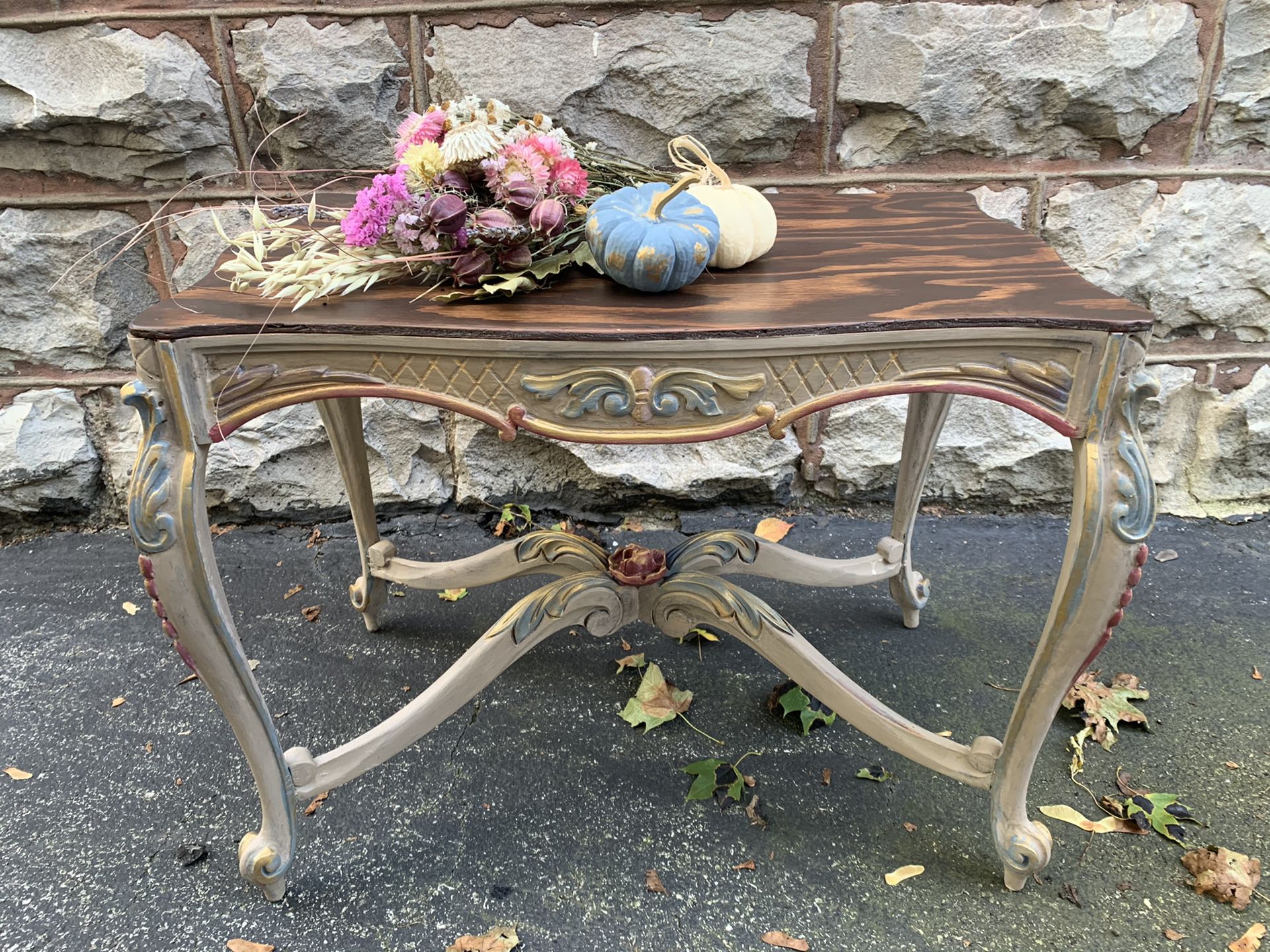 Italian vintage side table