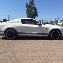 2010 Ford Mustang