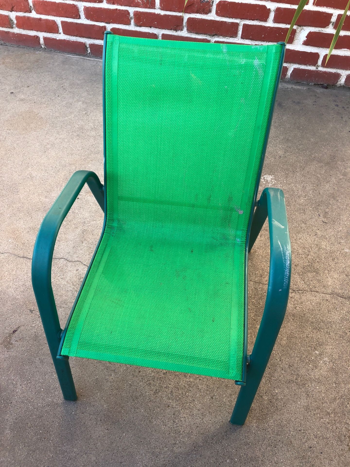 Kids lawn chair