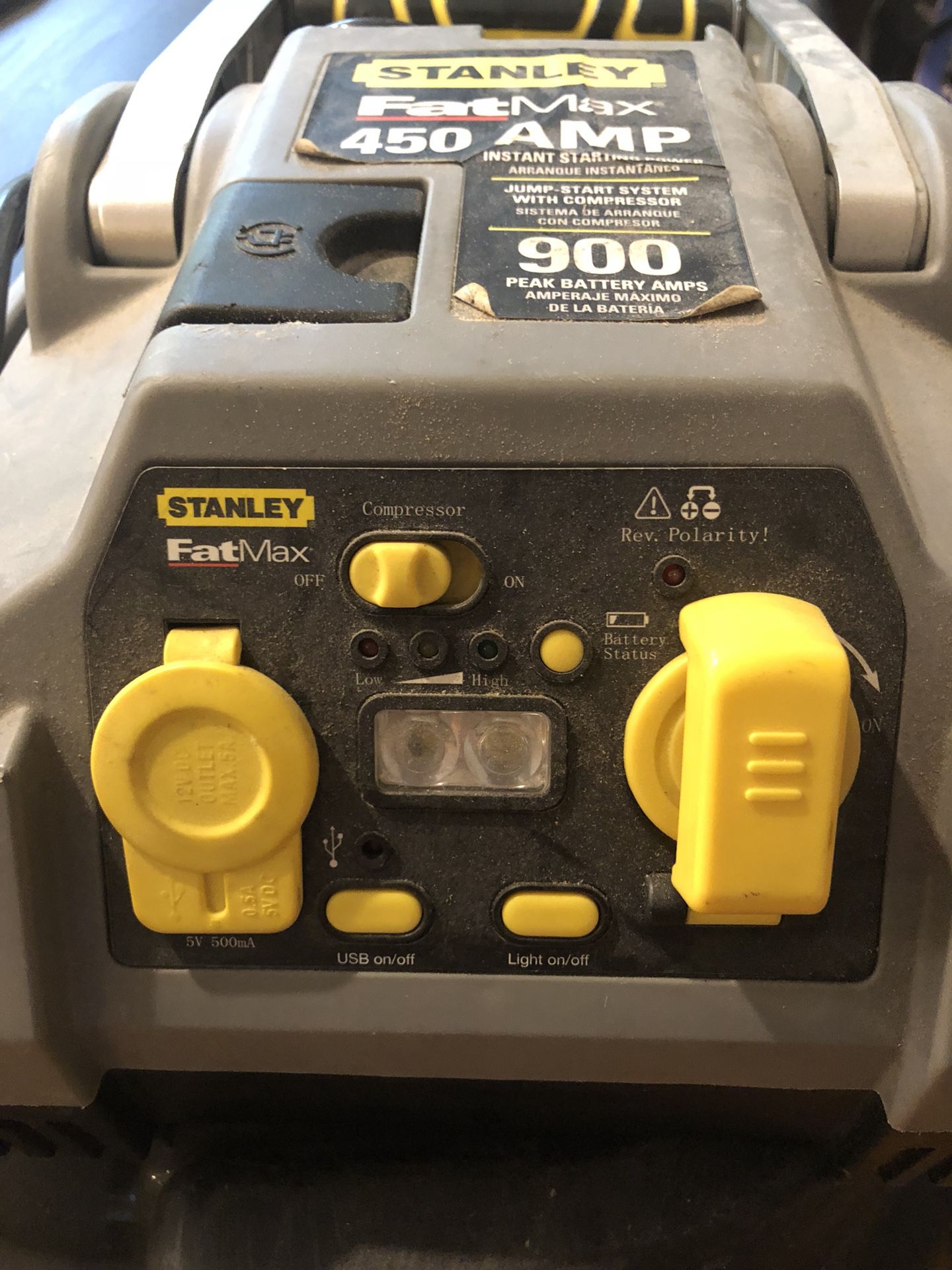 Stanley FatMax 450 AMP Jump-Start with Compressor for Sale in North  Reading, MA - OfferUp